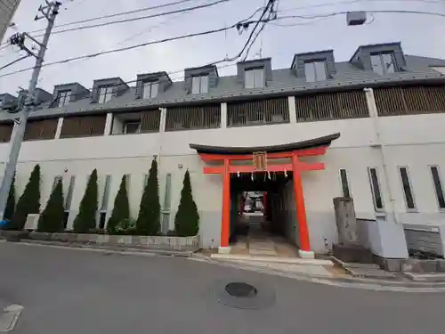 馬橋稲荷神社の鳥居