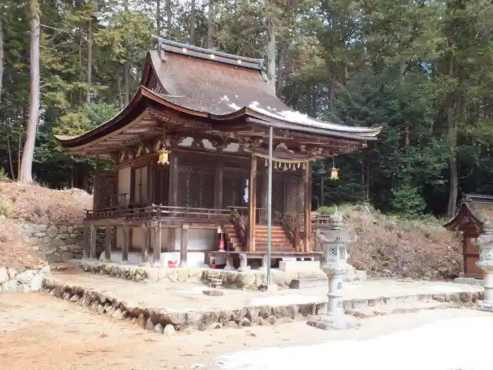大笹原神社の本殿・本堂