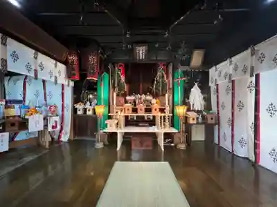 横浜御嶽神社の本殿・本堂