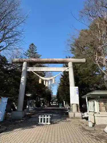 帯廣神社の{uncategorized: "未分類", other: "その他", undefined: "問題あり", building: "その他建物", grave: "お墓", sacred_gate: "鳥居", guardian: "狛犬", statue: "像", buddha: "仏像", history: "歴史", nature: "自然", garden: "庭園", animal: "動物", pagoda: "塔", temizu: "手水舎", mountain_gate: "山門・神門", sanctuary: "本殿・本堂", subordinate: "末社・摂社", art: "芸術", scenery: "景色", jizo: "地蔵", ema: "絵馬", goshuin: "御朱印", omikuji: "おみくじ", items: "授与品その他", amulet: "お守り", goshuincho: "御朱印帳", eats: "食事", festival: "お祭り", votive_dance: "神楽", shichigosan: "七五三参", wedding: "結婚式", experience: "体験その他", initially: "初詣", around: "周辺", anti_infection: "感染症対策"}