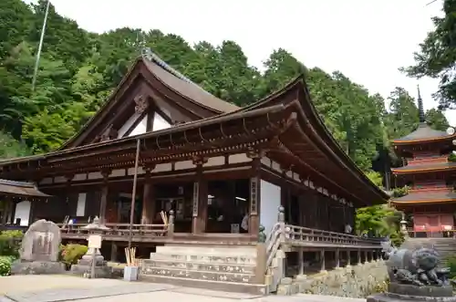 長命寺の本殿・本堂