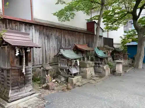田中稲荷神社の末社・摂社
