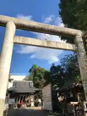 池袋御嶽神社の鳥居