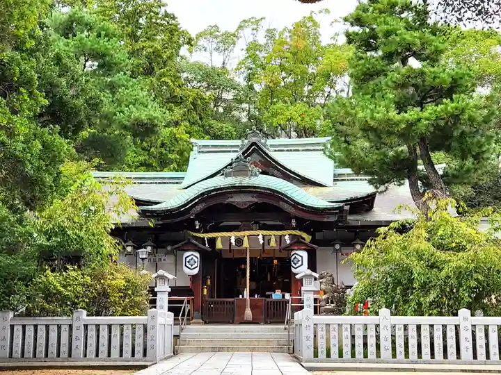 芦屋神社の本殿・本堂