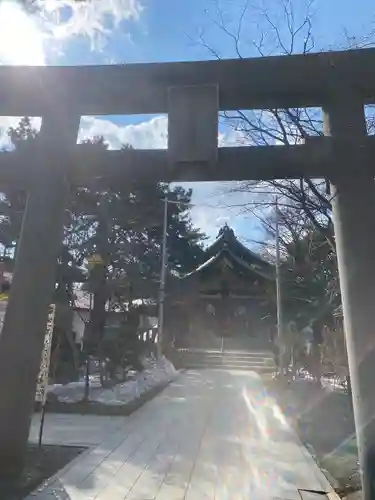 彌彦神社　(伊夜日子神社)の鳥居
