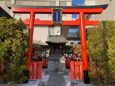 磐船稲荷大明神の{uncategorized: "未分類", other: "その他", undefined: "問題あり", building: "その他建物", grave: "お墓", sacred_gate: "鳥居", guardian: "狛犬", statue: "像", buddha: "仏像", history: "歴史", nature: "自然", garden: "庭園", animal: "動物", pagoda: "塔", temizu: "手水舎", mountain_gate: "山門・神門", sanctuary: "本殿・本堂", subordinate: "末社・摂社", art: "芸術", scenery: "景色", jizo: "地蔵", ema: "絵馬", goshuin: "御朱印", omikuji: "おみくじ", items: "授与品その他", amulet: "お守り", goshuincho: "御朱印帳", eats: "食事", festival: "お祭り", votive_dance: "神楽", shichigosan: "七五三参", wedding: "結婚式", experience: "体験その他", initially: "初詣", around: "周辺", anti_infection: "感染症対策"}