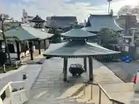 萬満寺の{uncategorized: "未分類", other: "その他", undefined: "問題あり", building: "その他建物", grave: "お墓", sacred_gate: "鳥居", guardian: "狛犬", statue: "像", buddha: "仏像", history: "歴史", nature: "自然", garden: "庭園", animal: "動物", pagoda: "塔", temizu: "手水舎", mountain_gate: "山門・神門", sanctuary: "本殿・本堂", subordinate: "末社・摂社", art: "芸術", scenery: "景色", jizo: "地蔵", ema: "絵馬", goshuin: "御朱印", omikuji: "おみくじ", items: "授与品その他", amulet: "お守り", goshuincho: "御朱印帳", eats: "食事", festival: "お祭り", votive_dance: "神楽", shichigosan: "七五三参", wedding: "結婚式", experience: "体験その他", initially: "初詣", around: "周辺", anti_infection: "感染症対策"}