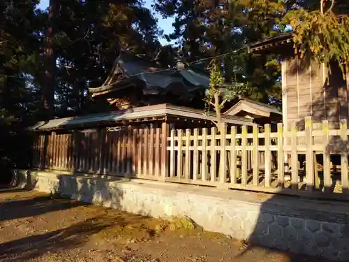 若宮八幡宮の本殿