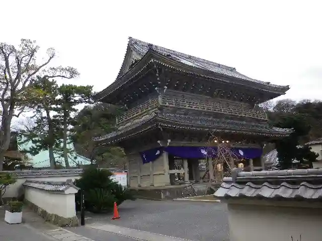 光明寺の山門・神門