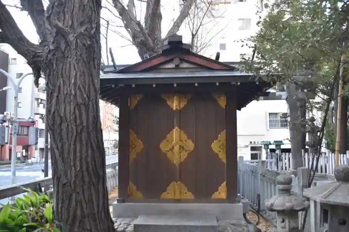 鳥越神社の末社・摂社