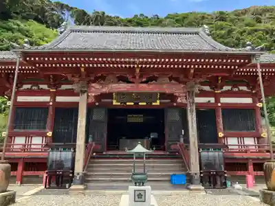 那古寺の本殿・本堂