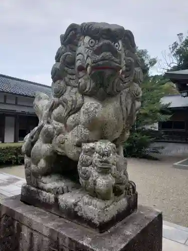 賀茂神社の狛犬