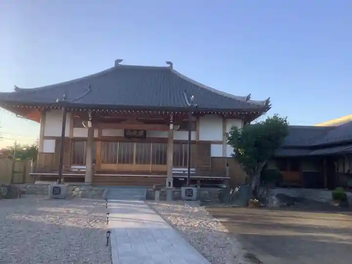 妙法寺の本殿・本堂