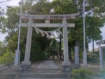 白幡八幡神社の{uncategorized: "未分類", other: "その他", undefined: "問題あり", building: "その他建物", grave: "お墓", sacred_gate: "鳥居", guardian: "狛犬", statue: "像", buddha: "仏像", history: "歴史", nature: "自然", garden: "庭園", animal: "動物", pagoda: "塔", temizu: "手水舎", mountain_gate: "山門・神門", sanctuary: "本殿・本堂", subordinate: "末社・摂社", art: "芸術", scenery: "景色", jizo: "地蔵", ema: "絵馬", goshuin: "御朱印", omikuji: "おみくじ", items: "授与品その他", amulet: "お守り", goshuincho: "御朱印帳", eats: "食事", festival: "お祭り", votive_dance: "神楽", shichigosan: "七五三参", wedding: "結婚式", experience: "体験その他", initially: "初詣", around: "周辺", anti_infection: "感染症対策"}