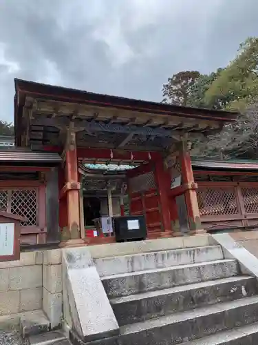 日吉東照宮の山門