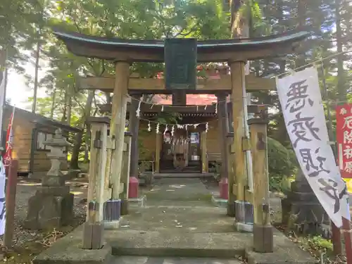 羽黒山神社の鳥居