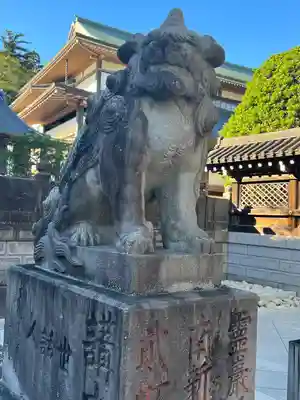 成田山新勝寺の狛犬