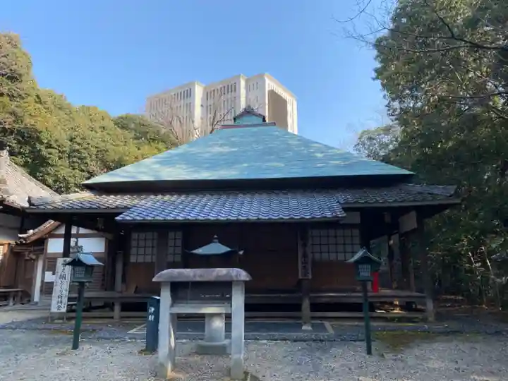 八事山 興正寺の本殿・本堂