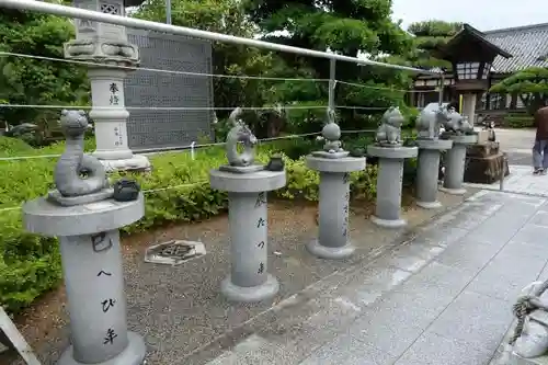 田村神社の狛犬