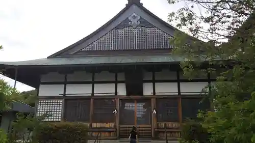 祖霊社の本殿・本堂