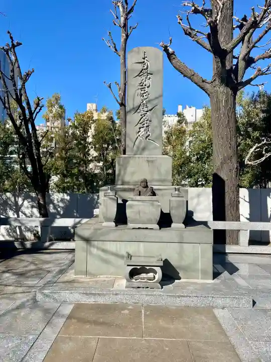 本立寺の{uncategorized: "未分類", other: "その他", undefined: "問題あり", building: "その他建物", grave: "お墓", sacred_gate: "鳥居", guardian: "狛犬", statue: "像", buddha: "仏像", history: "歴史", nature: "自然", garden: "庭園", animal: "動物", pagoda: "塔", temizu: "手水舎", mountain_gate: "山門・神門", sanctuary: "本殿・本堂", subordinate: "末社・摂社", art: "芸術", scenery: "景色", jizo: "地蔵", ema: "絵馬", goshuin: "御朱印", omikuji: "おみくじ", items: "授与品その他", amulet: "お守り", goshuincho: "御朱印帳", eats: "食事", festival: "お祭り", votive_dance: "神楽", shichigosan: "七五三参", wedding: "結婚式", experience: "体験その他", initially: "初詣", around: "周辺", anti_infection: "感染症対策"}