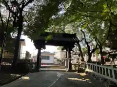 竜泉寺の山門