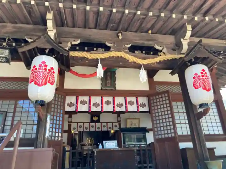 丹生神社の本殿・本堂