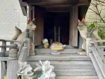 笠間稲荷神社の{uncategorized: "未分類", other: "その他", undefined: "問題あり", building: "その他建物", grave: "お墓", sacred_gate: "鳥居", guardian: "狛犬", statue: "像", buddha: "仏像", history: "歴史", nature: "自然", garden: "庭園", animal: "動物", pagoda: "塔", temizu: "手水舎", mountain_gate: "山門・神門", sanctuary: "本殿・本堂", subordinate: "末社・摂社", art: "芸術", scenery: "景色", jizo: "地蔵", ema: "絵馬", goshuin: "御朱印", omikuji: "おみくじ", items: "授与品その他", amulet: "お守り", goshuincho: "御朱印帳", eats: "食事", festival: "お祭り", votive_dance: "神楽", shichigosan: "七五三参", wedding: "結婚式", experience: "体験その他", initially: "初詣", around: "周辺", anti_infection: "感染症対策"}