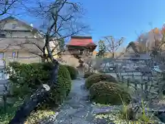 良泉寺の建物その他