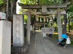 自由が丘熊野神社の鳥居
