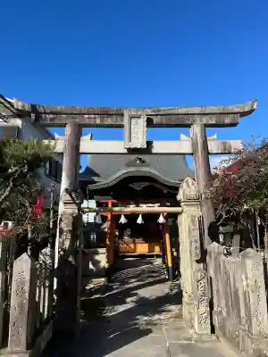 白川神社の{uncategorized: "未分類", other: "その他", undefined: "問題あり", building: "その他建物", grave: "お墓", sacred_gate: "鳥居", guardian: "狛犬", statue: "像", buddha: "仏像", history: "歴史", nature: "自然", garden: "庭園", animal: "動物", pagoda: "塔", temizu: "手水舎", mountain_gate: "山門・神門", sanctuary: "本殿・本堂", subordinate: "末社・摂社", art: "芸術", scenery: "景色", jizo: "地蔵", ema: "絵馬", goshuin: "御朱印", omikuji: "おみくじ", items: "授与品その他", amulet: "お守り", goshuincho: "御朱印帳", eats: "食事", festival: "お祭り", votive_dance: "神楽", shichigosan: "七五三参", wedding: "結婚式", experience: "体験その他", initially: "初詣", around: "周辺", anti_infection: "感染症対策"}