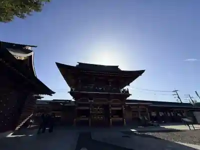 大杉神社 境内社 勝馬神社の{uncategorized: "未分類", other: "その他", undefined: "問題あり", building: "その他建物", grave: "お墓", sacred_gate: "鳥居", guardian: "狛犬", statue: "像", buddha: "仏像", history: "歴史", nature: "自然", garden: "庭園", animal: "動物", pagoda: "塔", temizu: "手水舎", mountain_gate: "山門・神門", sanctuary: "本殿・本堂", subordinate: "末社・摂社", art: "芸術", scenery: "景色", jizo: "地蔵", ema: "絵馬", goshuin: "御朱印", omikuji: "おみくじ", items: "授与品その他", amulet: "お守り", goshuincho: "御朱印帳", eats: "食事", festival: "お祭り", votive_dance: "神楽", shichigosan: "七五三参", wedding: "結婚式", experience: "体験その他", initially: "初詣", around: "周辺", anti_infection: "感染症対策"}