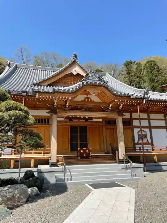 龍散寺の本殿・本堂