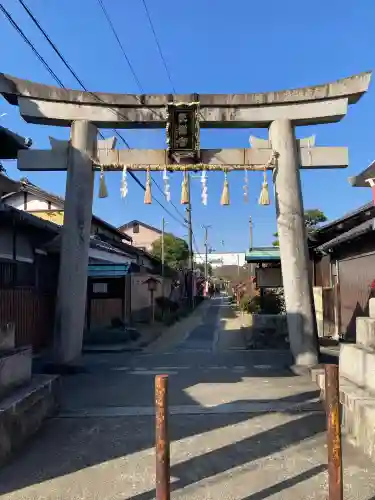 天満宮の{uncategorized: "未分類", other: "その他", undefined: "問題あり", building: "その他建物", grave: "お墓", sacred_gate: "鳥居", guardian: "狛犬", statue: "像", buddha: "仏像", history: "歴史", nature: "自然", garden: "庭園", animal: "動物", pagoda: "塔", temizu: "手水舎", mountain_gate: "山門・神門", sanctuary: "本殿・本堂", subordinate: "末社・摂社", art: "芸術", scenery: "景色", jizo: "地蔵", ema: "絵馬", goshuin: "御朱印", omikuji: "おみくじ", items: "授与品その他", amulet: "お守り", goshuincho: "御朱印帳", eats: "食事", festival: "お祭り", votive_dance: "神楽", shichigosan: "七五三参", wedding: "結婚式", experience: "体験その他", initially: "初詣", around: "周辺", anti_infection: "感染症対策"}