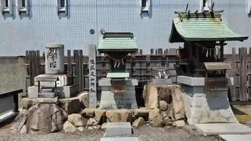 中野天満神社の末社