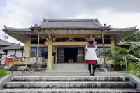 霊鷲院の本殿・本堂