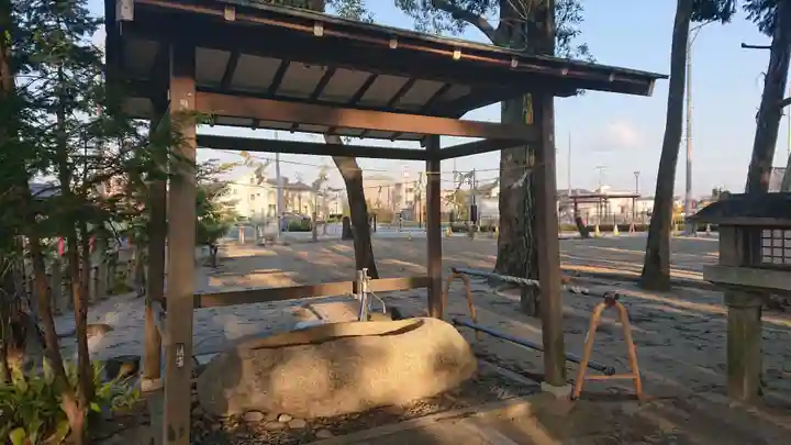 金神社(西町)の手水舎