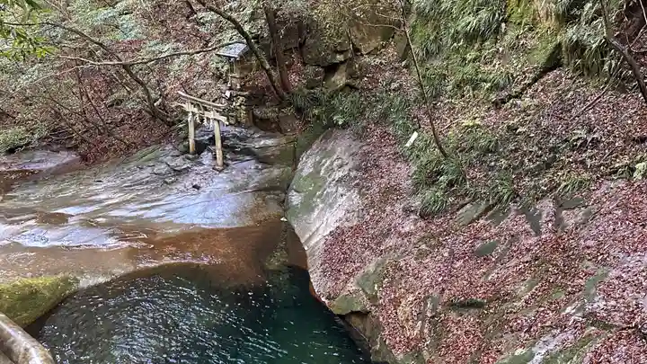 龍鎮神社(奈良県)