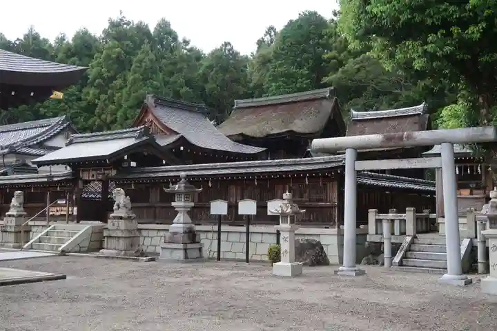 苗村神社の本殿・本堂