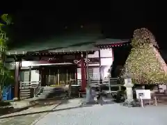 医王寺の本殿