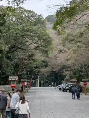 枚岡神社の{uncategorized: "未分類", other: "その他", undefined: "問題あり", building: "その他建物", grave: "お墓", sacred_gate: "鳥居", guardian: "狛犬", statue: "像", buddha: "仏像", history: "歴史", nature: "自然", garden: "庭園", animal: "動物", pagoda: "塔", temizu: "手水舎", mountain_gate: "山門・神門", sanctuary: "本殿・本堂", subordinate: "末社・摂社", art: "芸術", scenery: "景色", jizo: "地蔵", ema: "絵馬", goshuin: "御朱印", omikuji: "おみくじ", items: "授与品その他", amulet: "お守り", goshuincho: "御朱印帳", eats: "食事", festival: "お祭り", votive_dance: "神楽", shichigosan: "七五三参", wedding: "結婚式", experience: "体験その他", initially: "初詣", around: "周辺", anti_infection: "感染症対策"}