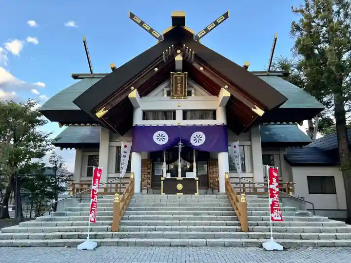 烈々布神社の本殿・本堂