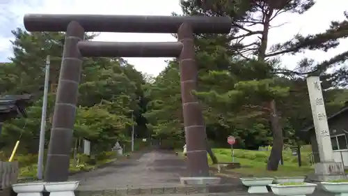 義經神社の鳥居