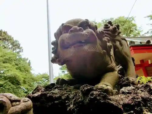前原御嶽神社の狛犬