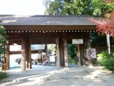 阿佐ヶ谷神明宮の山門・神門