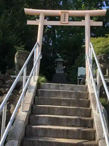 鶴見神社の鳥居