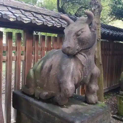 牛嶋神社の狛犬