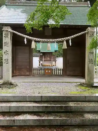 白山比咩神社の末社