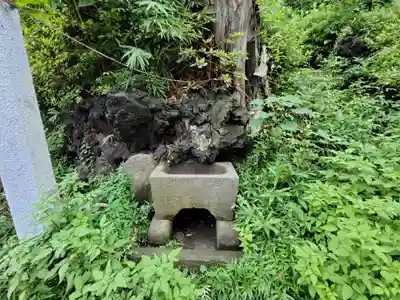東山稲荷神社の手水舎