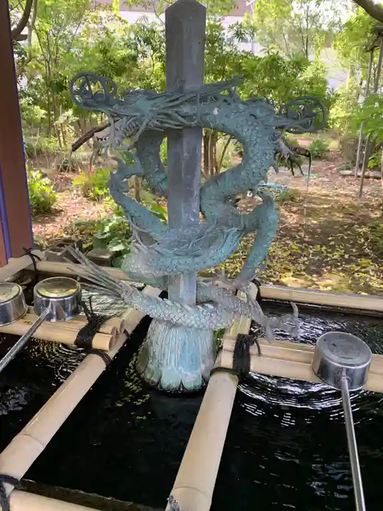 善導寺の手水舎